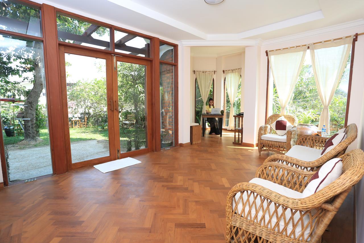 Mango Hill Inn Rangun Kültér fotó