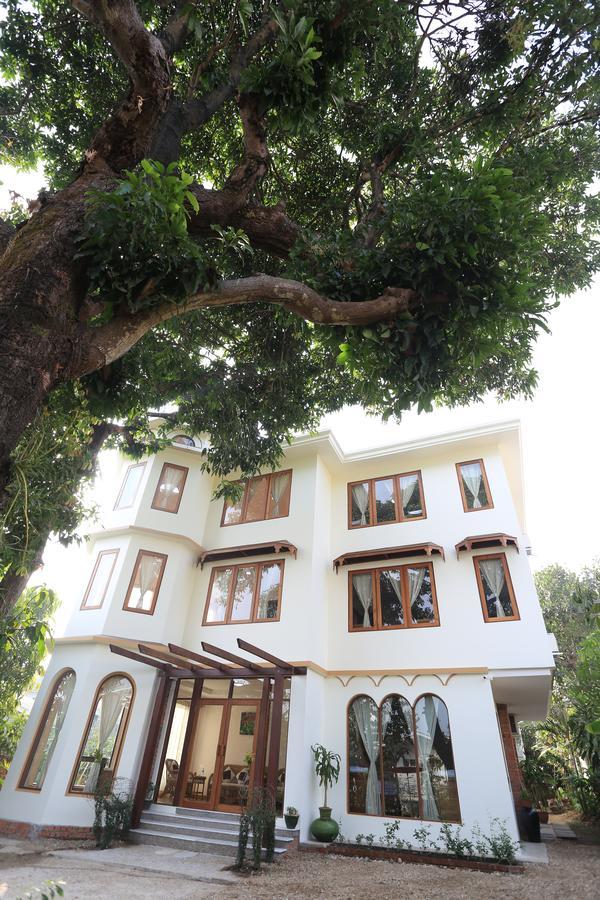 Mango Hill Inn Rangun Kültér fotó