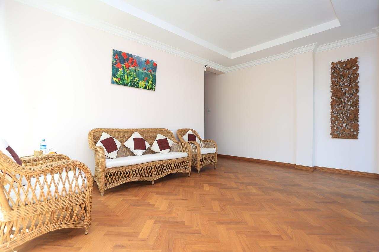 Mango Hill Inn Rangun Kültér fotó
